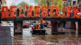 Re-Vest Life - Canal installation 